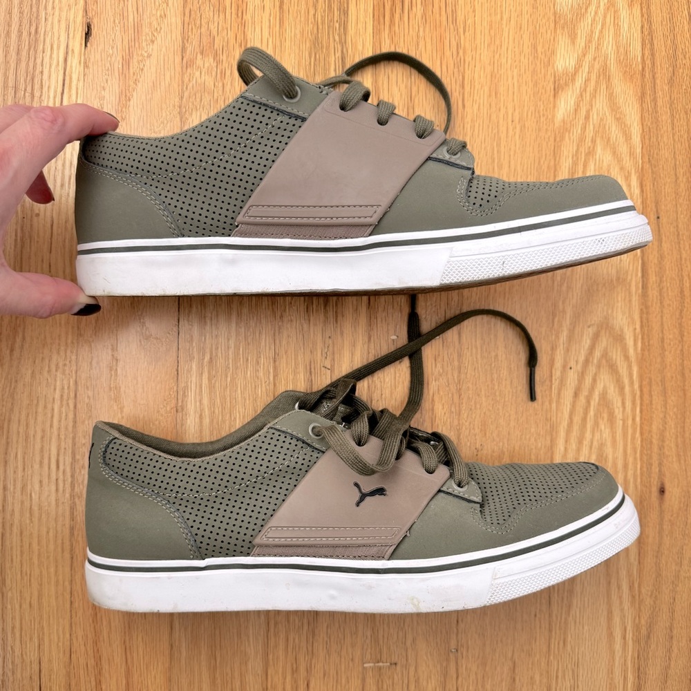 Puma sneakers. Size 10.5.